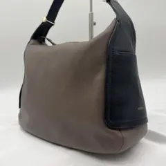 FURLA フルラ 本革 ワンショルダーバッグ 黒×グレージュ A4大容量 肩掛