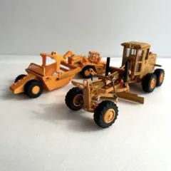 コマツ モーターグレーダーGD605A ミニカー 1/50 コマツ モーターグレーダーGD605A ミニカー 1/50 - メルカリ