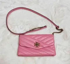 美品Tory Burch ピンク ショルダーバッグ キルティング