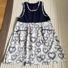 未使用品☆ サロンジェ　ハート柄背付きエプロン　日本製
