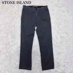 即日発送］STONE ISLAND チノパン黒 - メルカリ