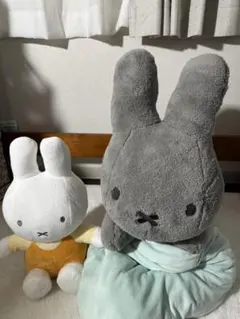 ミッフィー、ブルーナアニマル(うさぎ)ぬいぐるみセット