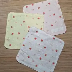 No.276☆4重ガーゼハンカチ ☆刺繍生地☆ 15×1☆ 5枚