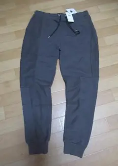 Item thumbnail for item e375a8cf-4be4-4198-a142-1ad860280588