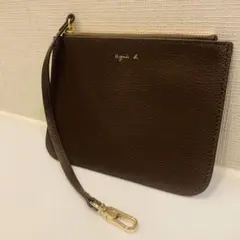 【新品】アニエスべー　茶色　レザー　ミニポーチ　ストラップ付き　カニカン