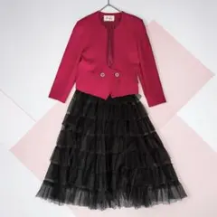 《セットアップ》　ピンク　黒　フレアー　ウール　コーディネート