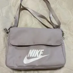 NIKE ショルダーバッグ ピンク　スポーツ