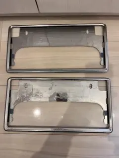 トヨタ純正メッキナンバーフレーム　2枚セット