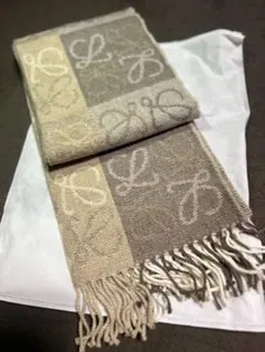 ロエベ ウール＆カシミヤ アナグラム マフラーLELF810487X17