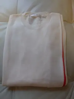 CELINE（セリーヌ）のメリノウール100％クルーネックニットのサムネイル