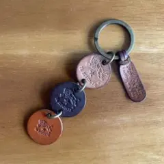 IL BISONTE イルビゾンテ　レザー　チャーム　キーホルダー
