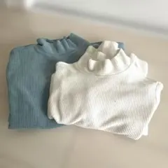 UNIQLO kids 140 160 姉妹セット　ハイネック リブ トップスのサムネイル