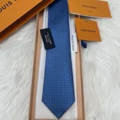 新品　ルイヴィトン　Louis Vuitton　モノグラム　シルクネクタイのサムネイル