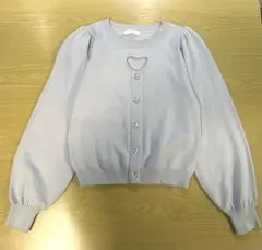 evelyn ハートくり抜き ビジューボタン ニット