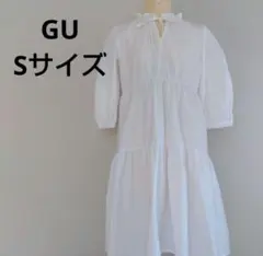 GU フリルネックティアードミニワンピース ホワイト ペチコート付き