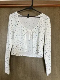 H&M DIVIDED 花柄 カーディガン ホワイト Mのサムネイル