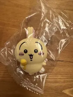 ライトクリップ　うさぎ　ちいかわ　カプセルトイ