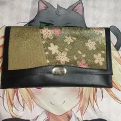 ア*イ様 和風クラッチバッグ 黒と金色の花柄