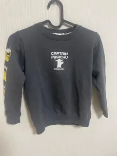 【人気】キャプテンピカチュウ トレーナー 120 ポケモン センターロゴ