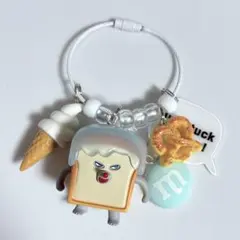 じゃらじゃらキーホルダー　ジャラジャラ　ガチャガチャ　パン　どろぼう　t m