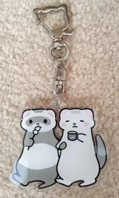 フェレット キーホルダー アクリルキーホルダー アクキー 雑貨 動物 ①