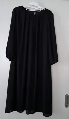 レディース　13号　黒　ワンピース　礼服　冠婚葬祭