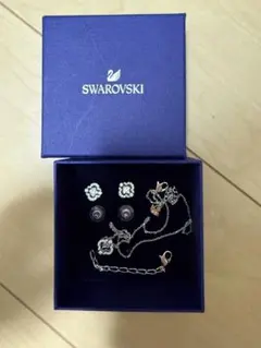 みりにゃ着用 Swarovski Una ピアスセット（両耳） - メルカリ