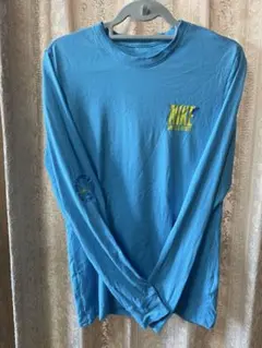 ナイキ Dri-FIT ロングスリーブ フィットネス Tシャツ DZ2748のサムネイル