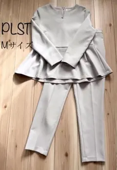 PLST フェイクパールブラウスパンツ　セットアップ　Mサイズ　グレー