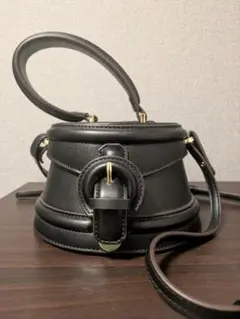 olu. オルドット ラウンドレトロボックスバッグ