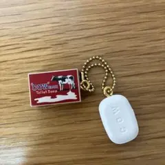 牛乳石鹸 赤箱 ミニチュアチャーム カプセルトイ