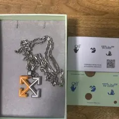 off whiteネックレスのサムネイル
