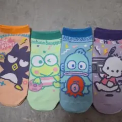 最終値下げサンリオキャラクターソックス4セット