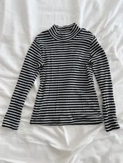 UNIQLO キッズ　ボーダーハイネックカットソー　120cm