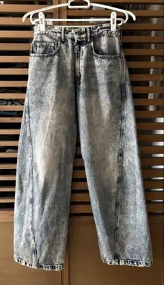 vintage washed curved denim