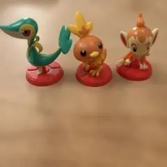チョコエッグ　ポケモン旅立ちの3匹 ヒコザル　ツタージャ　アチャモ