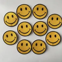 スマイル　刺繍ワッペン　10枚セット　未使用品（おまけ付き）