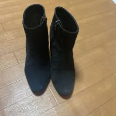 ショートブーツ