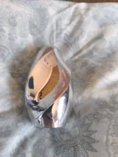 金属製モダン花器