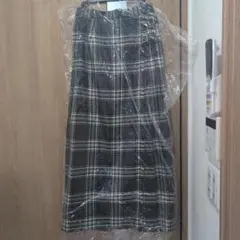 チェック柄タイトロングスカート