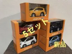アクアプルバックミニカー　新品。のサムネイル