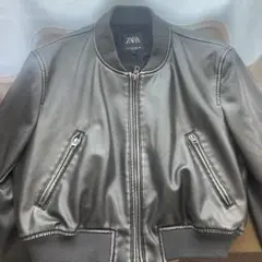 ZARA クロップドレザージャケット Mのサムネイル
