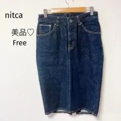 美品♡ nitca ニトカ　デニムタイトスカート　ひざ丈　Free ボタンのサムネイル