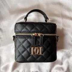 darich キルティングスクエアミニバッグ バニティバッグ 黒 ブラック