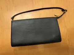 Louis Vuitton エピ ポシェット ハンドバッグのサムネイル