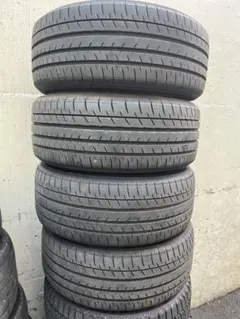 2021年製 中古ヨコハマサマータイヤ 215/45R17 ４本セットのサムネイル