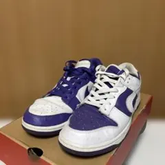 NIKE W DUNK LOW SE White Varsity Purpleのサムネイル