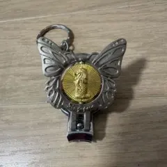 シンガポール マーライオン 爪切り キーホルダー 蝶々