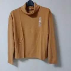 ユニクロ ヒートテックフリースリブオフタートルネックT　Ｓサイズ