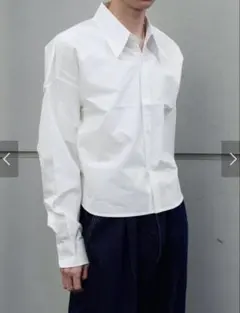 【Chikashitsu +T】Loose fit cropped shirt